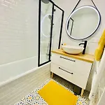 شقة Lumineux 2 - Quartier Calme Au Pied Du Metro *